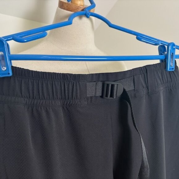 Athleta Quest Jogger pants, black size 4T - Picture 3 of 7